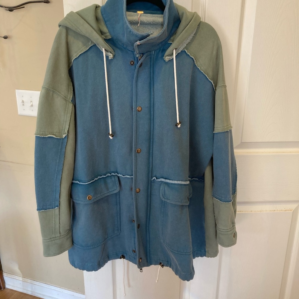 FREE PEOPLE Two-Tone Blue and Green Hooded Sweatshirt Jacket